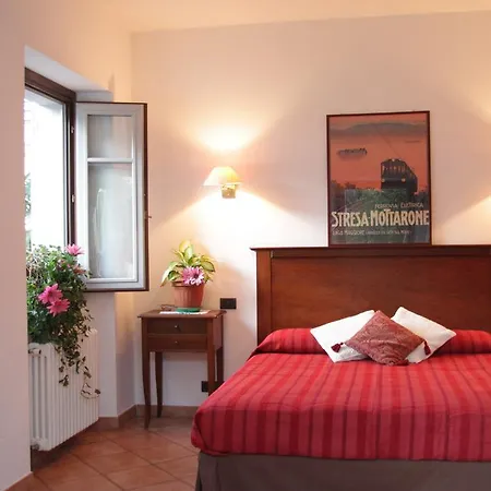 Готель La Стреза