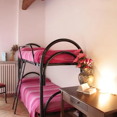 La Готель Стреза