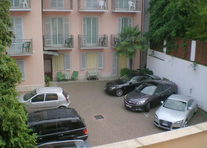 Отель La Стреза